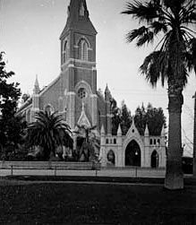 Holy Cross Church at Santa Cruz circa 1900.jpg