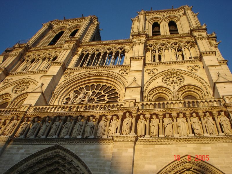 File:800px-Notre Dame.JPG