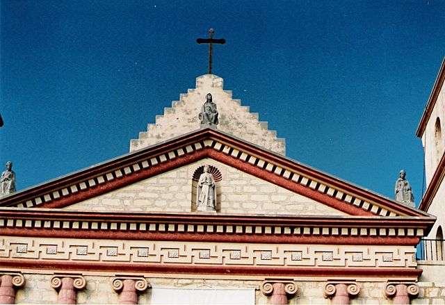 File:The ornamental frieze above the chapel at Mission Santa Barbara.jpg