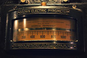 Pyrometer from Fireboat Firefighter 's Engine Room.jpg