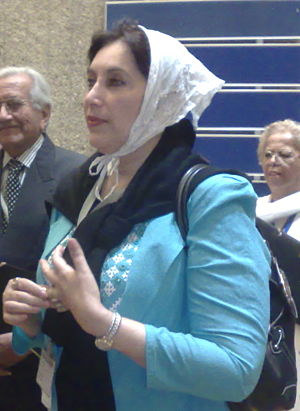 Benazir Bhutto at International Socialist meeting 2007.JPG