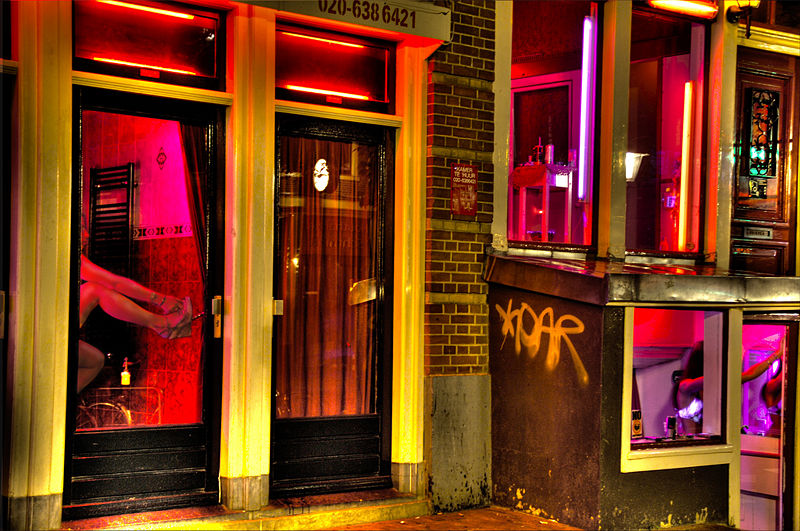 File:Red light district Amsterdam.jpg