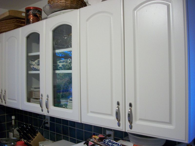 File:Kitchen cabinets.jpg