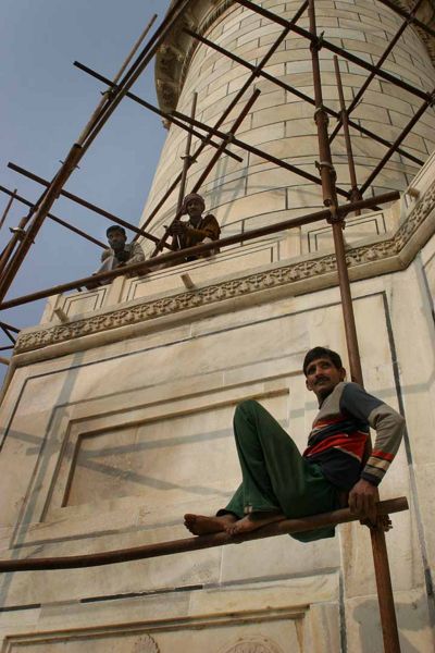 File:Taj Mahal, scaffolding.jpg