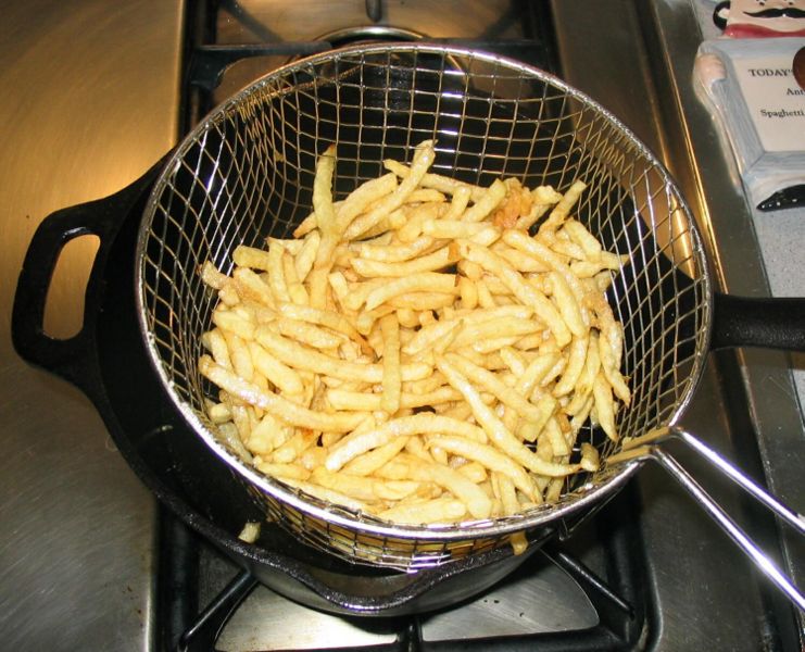 File:French fries draining.jpg