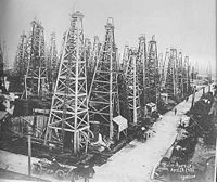 Boiler Avenue in Spindletop, Texas at height of oil boom in Texas