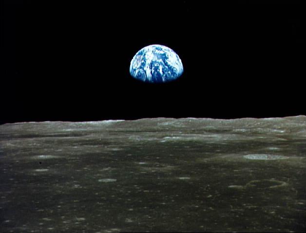 File:Earthrise over the Moon.jpg