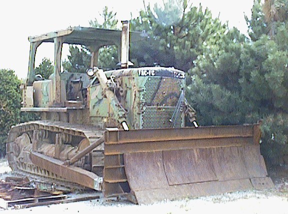 File:D7 bulldozer.jpg