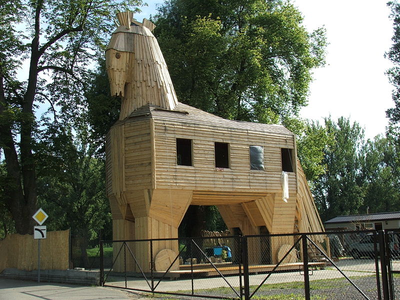 File:Trojan horse in Troja, Prague 2717.JPG