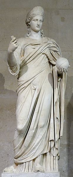 Statue of a woman in a toga.