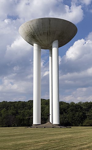 Bell Labs water tower NJ1.jpg