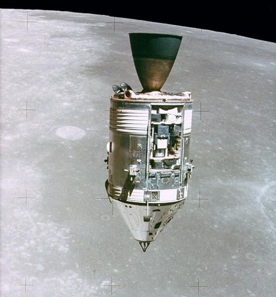 File:Apollo 15 CM in lunar orbit.jpg
