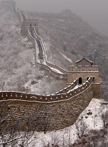 File:Great Wall of China in winter.jpg