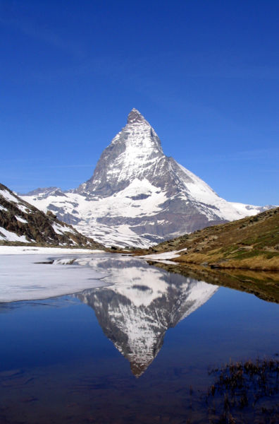 File:Matterhorn Riffelsee 2005-06-11.jpg