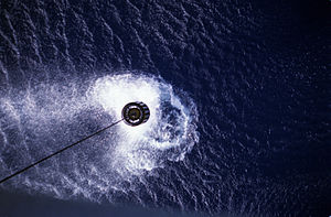 AQS-13 Dipping sonar.jpg