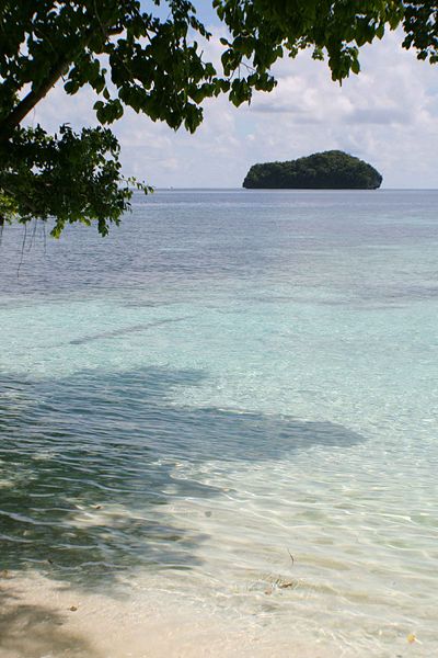 File:Palau beach.jpg