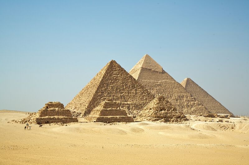 File:Pyramids of Giza.jpg